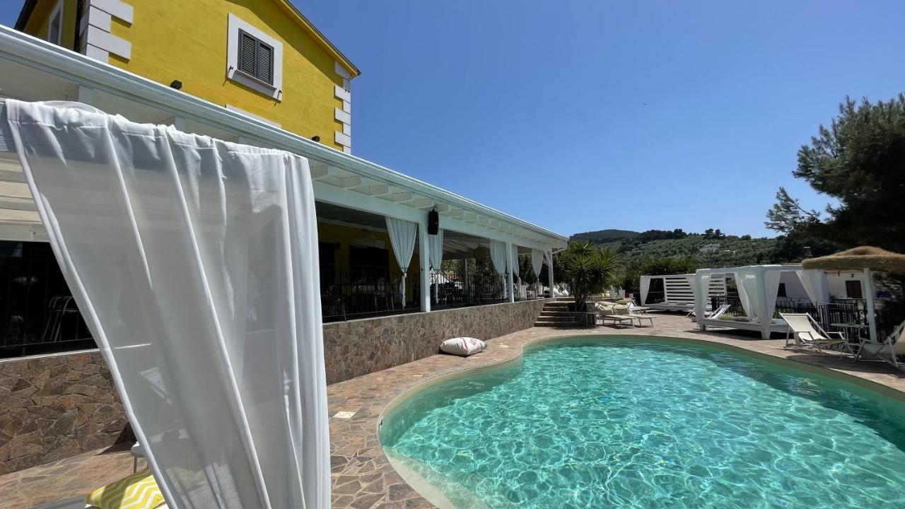 Borgo Del Nespolo Bed & Breakfast Peschici Exterior photo